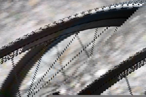 ENVE Gravel Wheelset AG28 Al Hub CL – Sticky Bottle