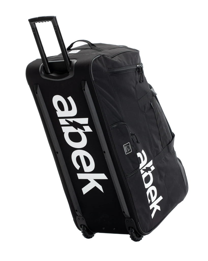 ALBEK Gear bag Meridian Wheeled Covert Black - Sticky Bottle