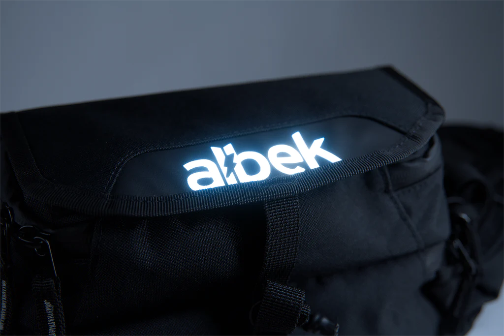 ALBEK Hip Pack Hip Hauler Covert Black - Sticky Bottle