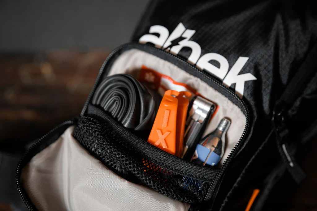 ALBEK Hydration Pack H2O Haul Bladder Covert Black - Sticky Bottle