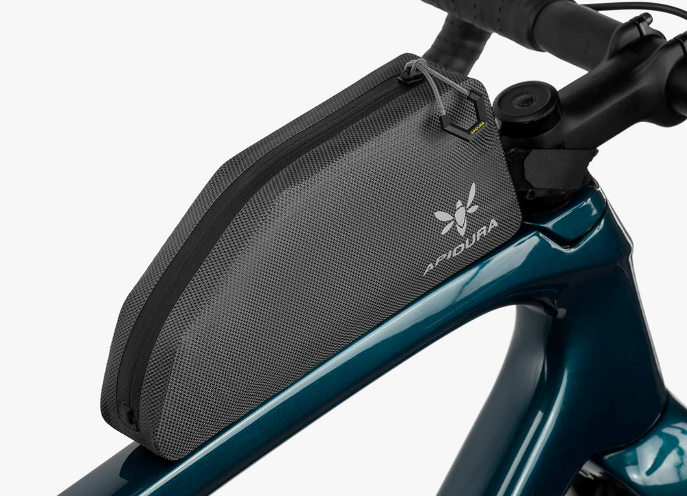 
            
                Load image into Gallery viewer, APIDURA Expedition Bolt on Top Tube Pack (1l) - Sticky Bottle
            
        