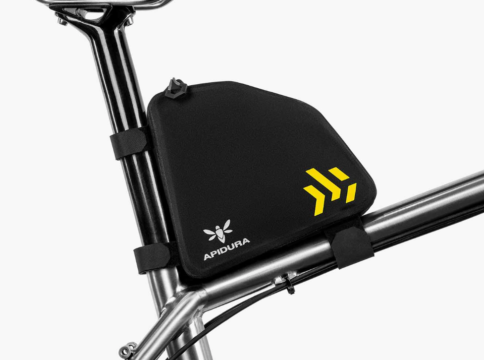 Apidura - Backcountry Rear Top Tube Pack (1L) - Sticky Bottle