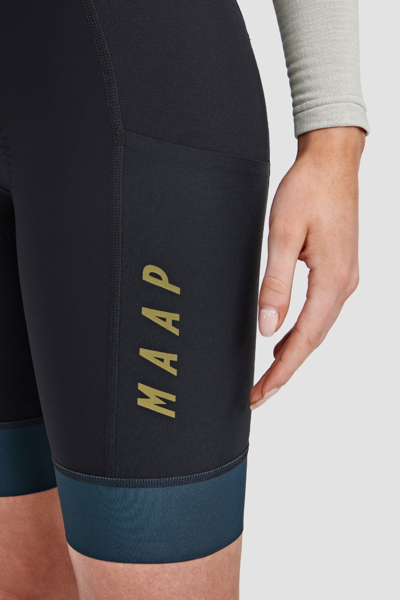 MAAP - Women's Alt Road Cargo Bib - Sticky Bottle