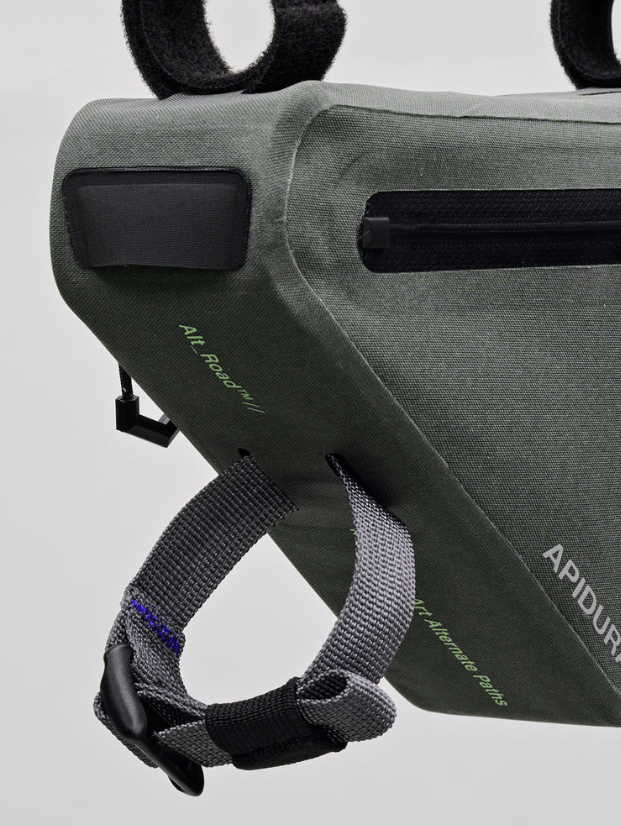 MAAP x APIDURA Frame Pack 1L Loam - Sticky Bottle