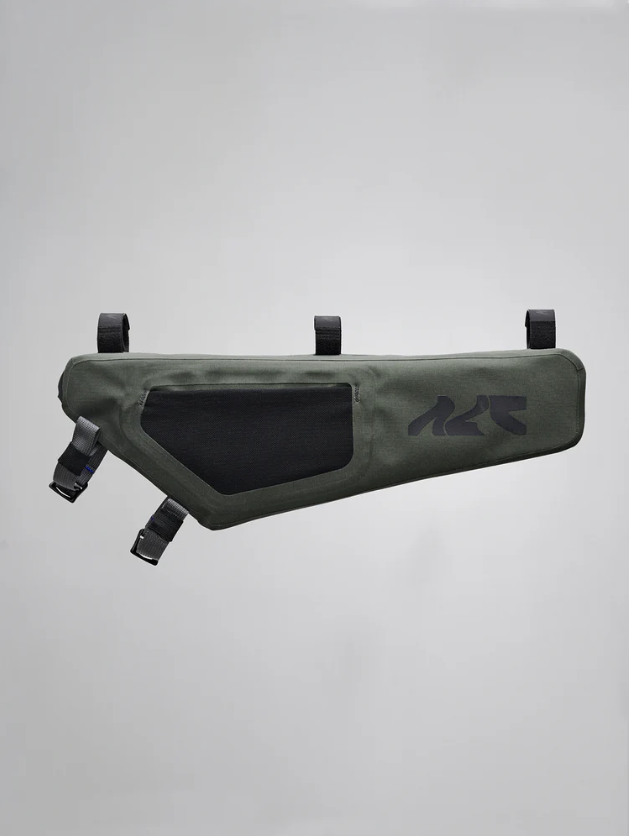 MAAP x APIDURA Frame Pack 4L Loam - Sticky Bottle