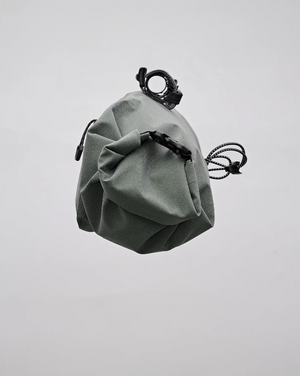 MAAP x APIDURA Handlebar Pack 9L+ Loam - Sticky Bottle
