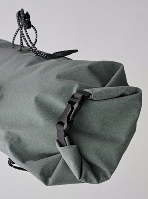 MAAP x APIDURA Handlebar Pack 9L+ Loam - Sticky Bottle