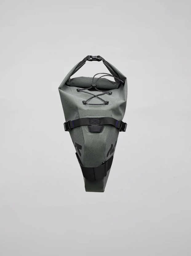 MAAP x APIDURA Saddle Pack 7L Loam - Sticky Bottle