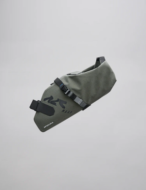 MAAP x APIDURA Saddle Pack 7L Loam - Sticky Bottle