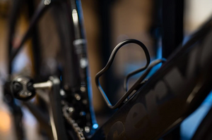 SILCA Bottle Cage_SICURO Ti Cerakote Black - Sticky Bottle