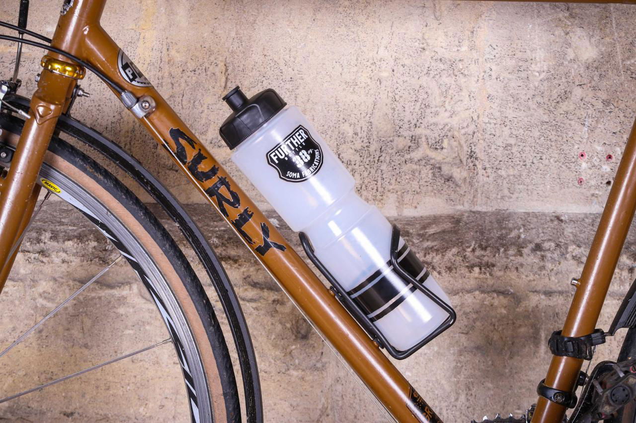 SOMA Water Bottle Further 1L Big Flow Spout - Sticky Bottle