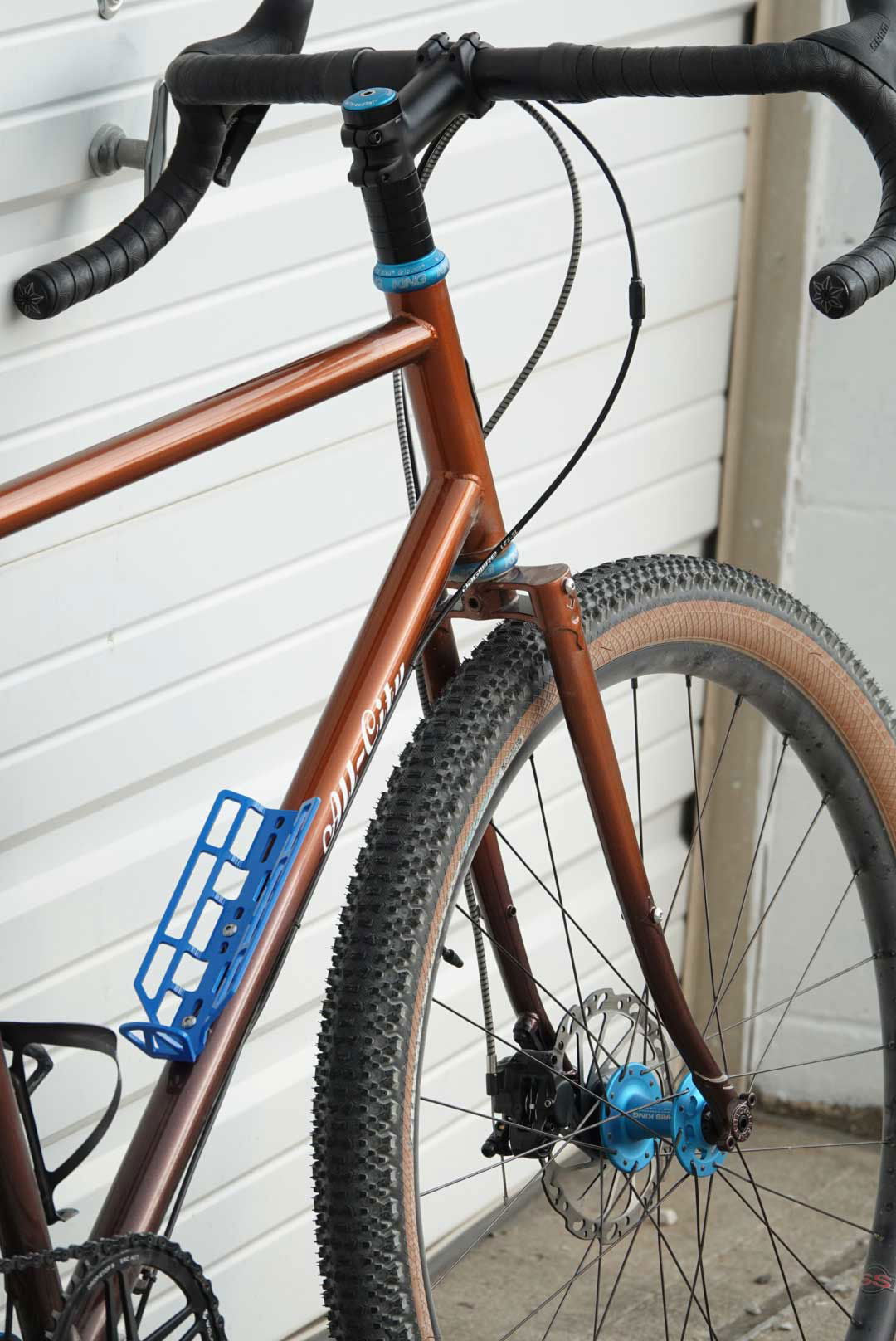 WIDEFOOT Cargo Mount (cage only, no straps) - Sticky Bottle