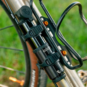 WOLF TOOTH ENCase Pump40 with Tire Plug Tool - Sticky Bottle