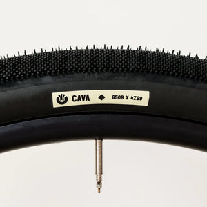 
            
                Load image into Gallery viewer, ULTRADYNAMICO CAVA Robusto tyre
            
        